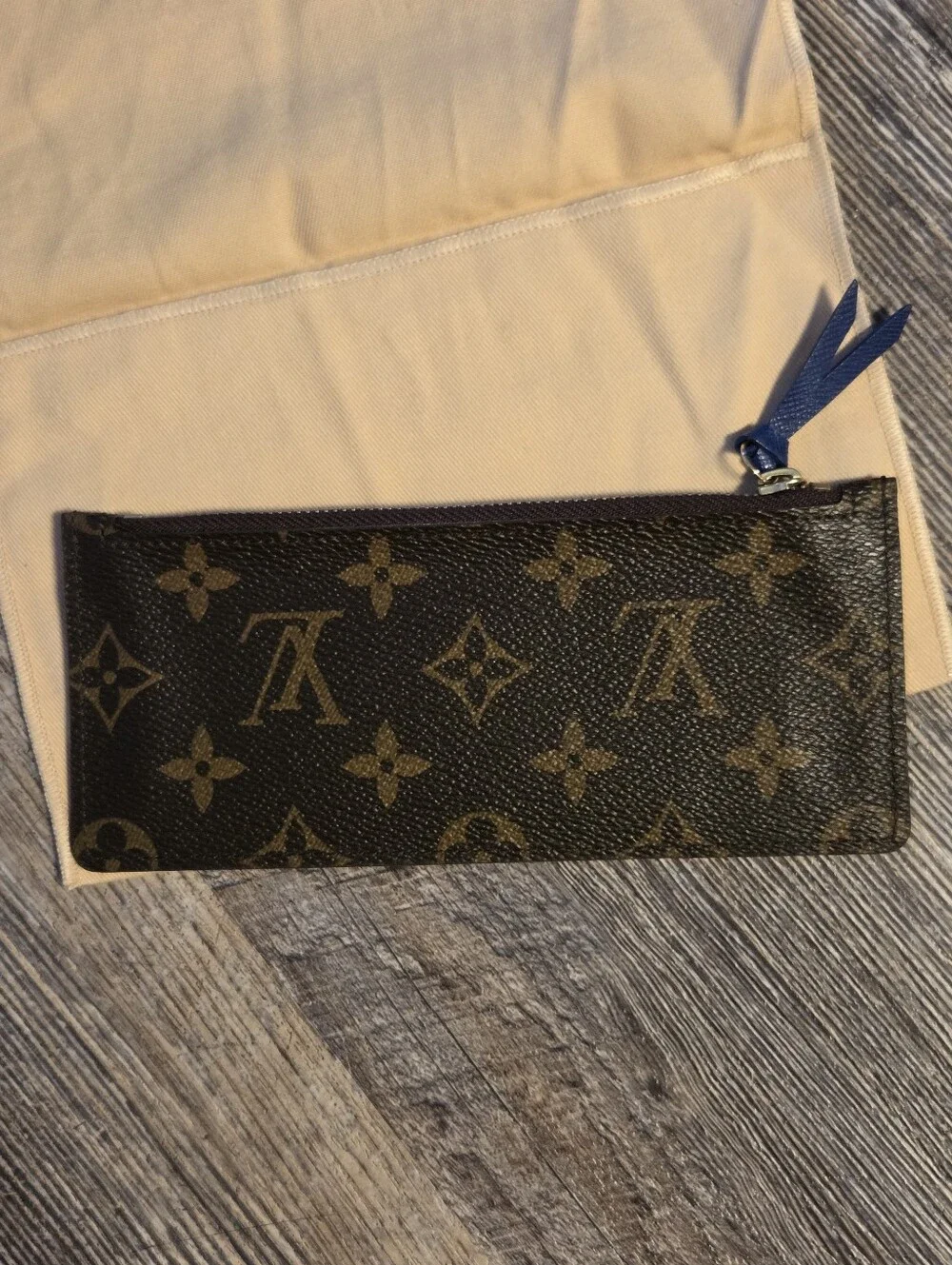 LOUIS VUITTON LV Monogram And Dust Bag Pouch Zipper Closure Blue Pull Beautiful